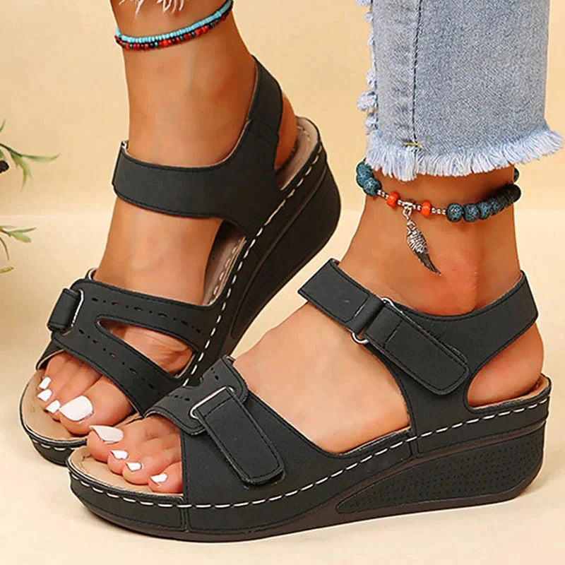 Hippe sandalen met goed voetbed van | Shop direct online