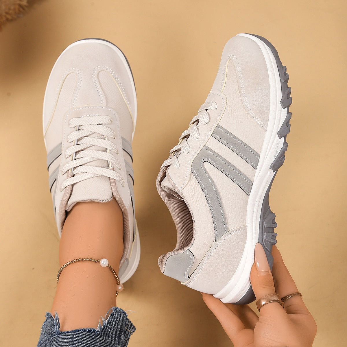 NovaWalk™ sneakers